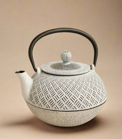 White - Cast iron teapot - 800ml